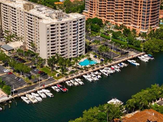 Las Olas River House Condos for LeaseRent - Downtown FL Luxury Living