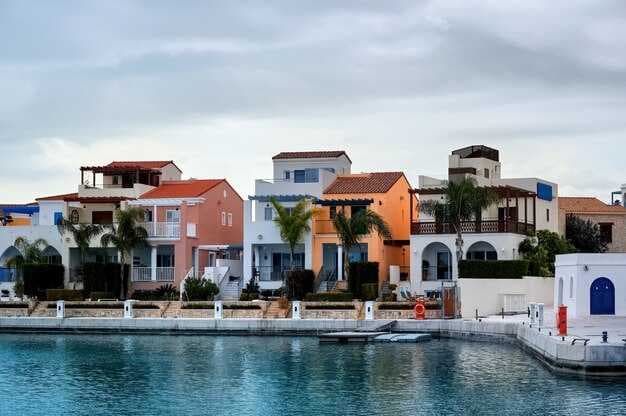 Leykway Waterfront Home Rentals - Luxury Beachfront Houses for Rent