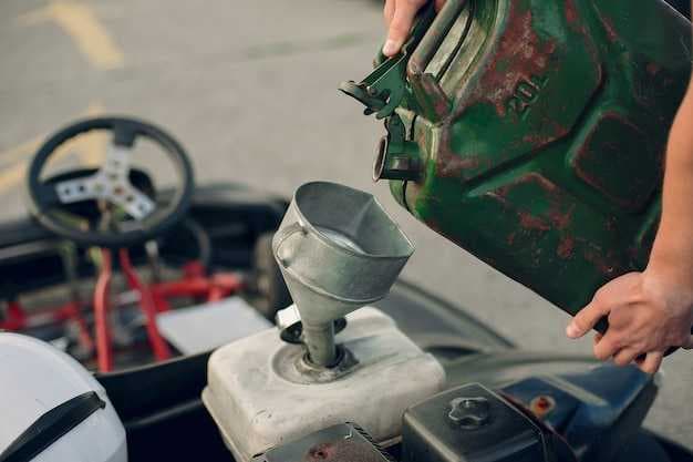 Motorboat Fuel Consumption - How Much Fuel Do Motorboats Use?