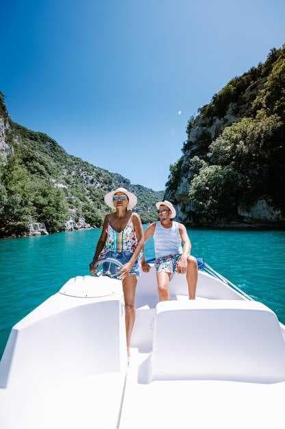 Naples Family Boat Rentals - Get Your Family Out On The Water