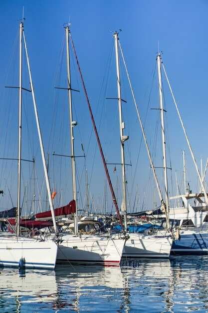 Narragansett Bay Sailing Yacht Charter | Sailboat Charters &