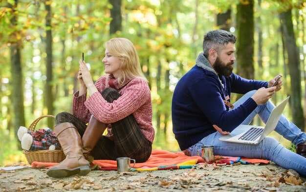 Outdoor Activities to Build Deeper Connections on Valentine’s Day