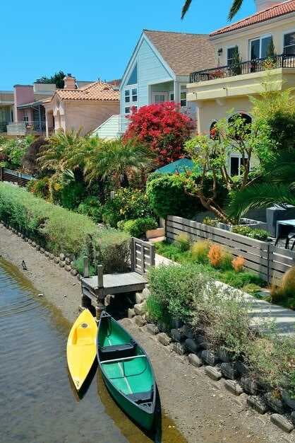 Rent Waterfront Houses at Ada Ciganlija - Your Perfect Escape
