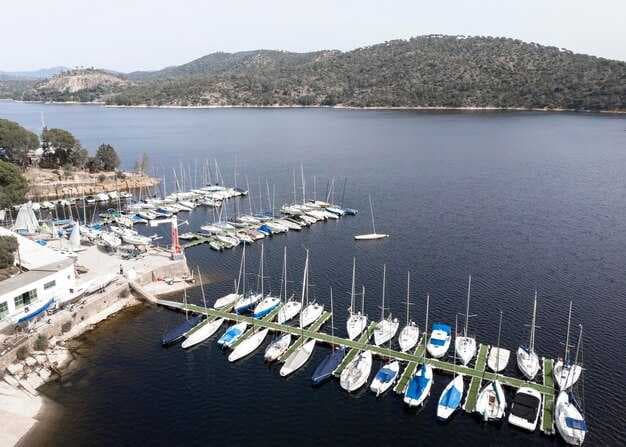 Sailing Yacht Charter in Mykonos Island | Sailboat Charters & Rentals