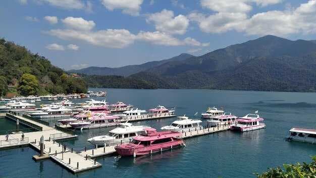Thailand Yacht Charter - The Ultimate Guide to Phuket &