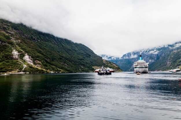 The Best Places to Live Aboard a Boat in the United States