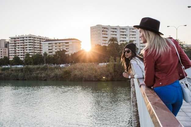 The Ultimate Guide to River Cruises and Tours in Laughlin - Tips, Experiences, and Planning