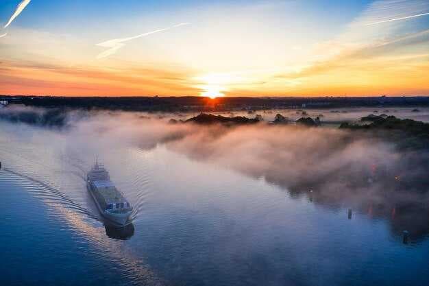 Top 10 Destinations for Sailing Romantic Sunset Cruises - Unforgettable Evenings Afloat