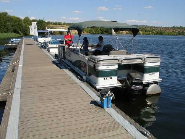 Top 50 Boat Rentals in Bay Shore, NY - Explore the Waters Today!