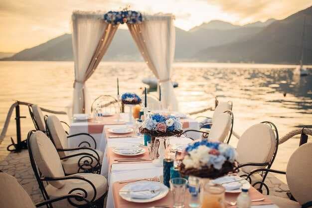 Top Rated Yacht Charter Company for Special Occasions, Corporate Events & Weddings in West Palm Beach