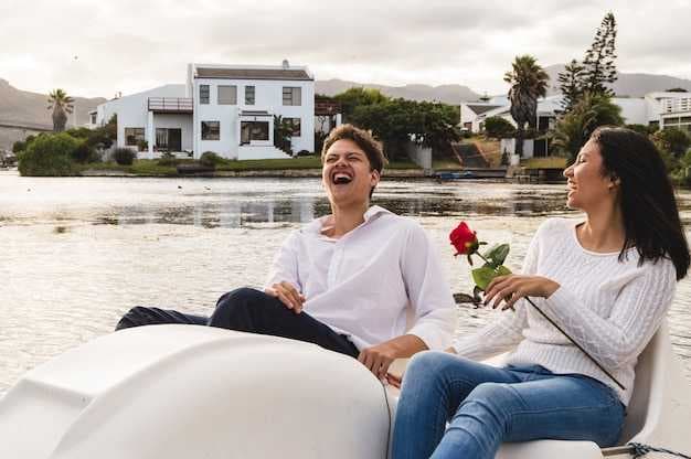Top Reasons Couples Choose a Dubai Honeymoon Yacht Rental Over Resorts