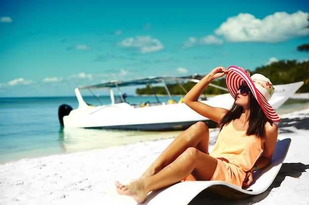 Tropical Christmas Yacht Charter - Luxury Caribbean Holiday