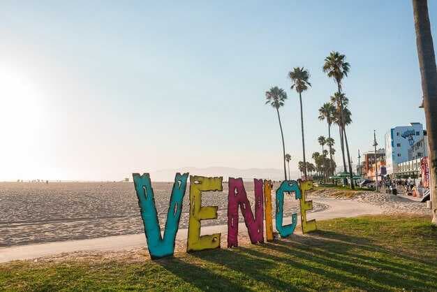 Which Florida Beach Town Is the Best? A Definitive Guide to the Best Florida Beach Towns