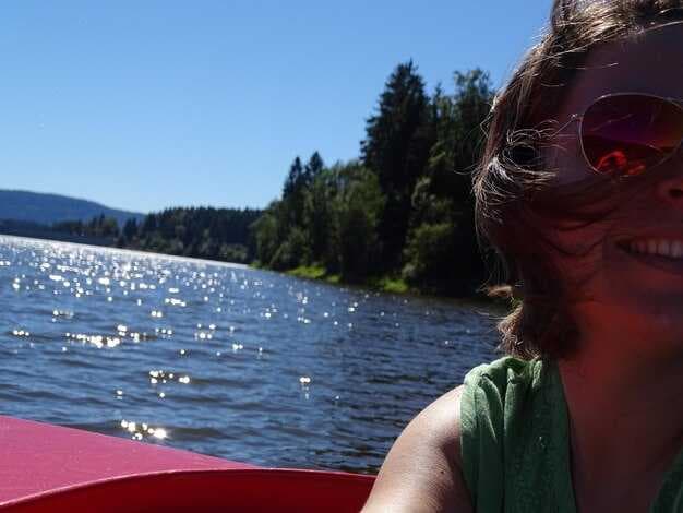 Why We Love Boating - Freedom, Wellness, and the Power of Water