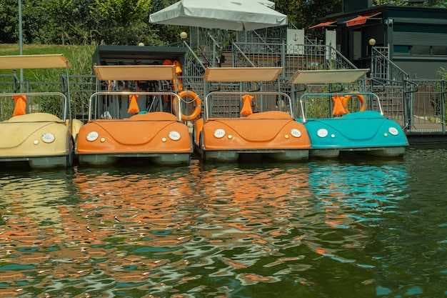 Your Ultimate Guide to Orlando Boat Rentals - Explore Central Florida's Waterways