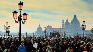 Overcrowded Tourist Destinations to Steer Clear Of