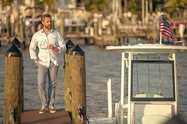 Nick's Travelin' Man 4 Hatteras 72 - Charter from US$22,500 per Week