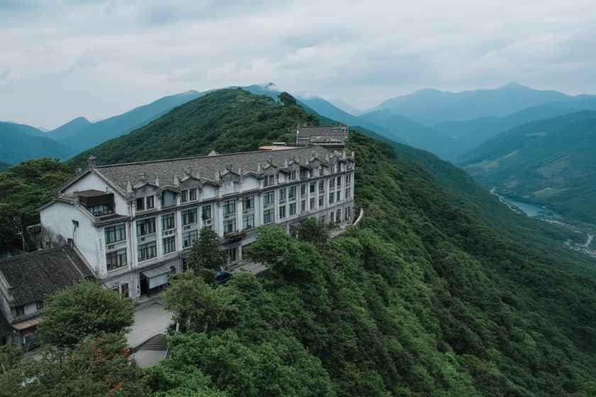 Hotel Trends in China Q4 2026: Sanya’s Rise and First-Tier City Challenges