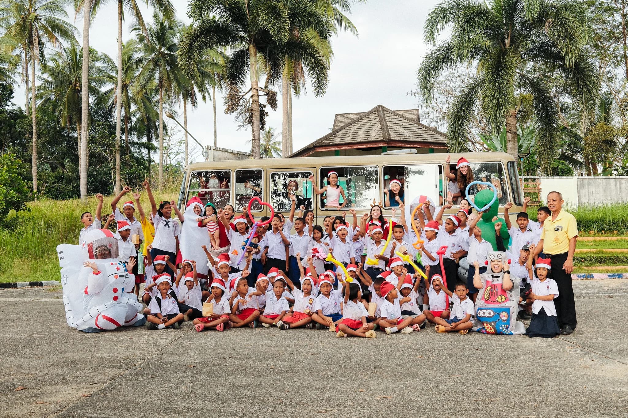 Devasom Happy Bus Brings Festive Cheer to Phang Nga School For Life