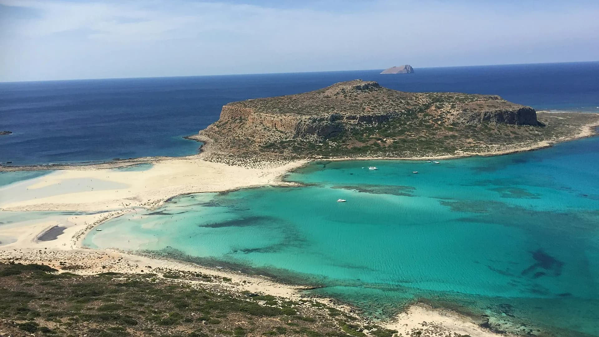 Top European Beaches 2026: Access, Anchors and Tips