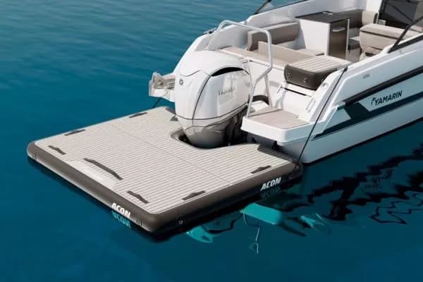 Acon Airdeck: Inflatable Platform for Outboards