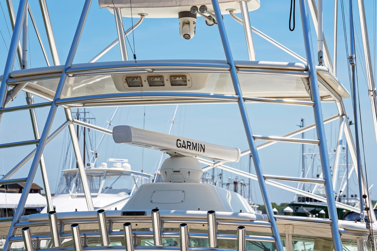 Visibility at Sea: Radar, AIS and Reflectors