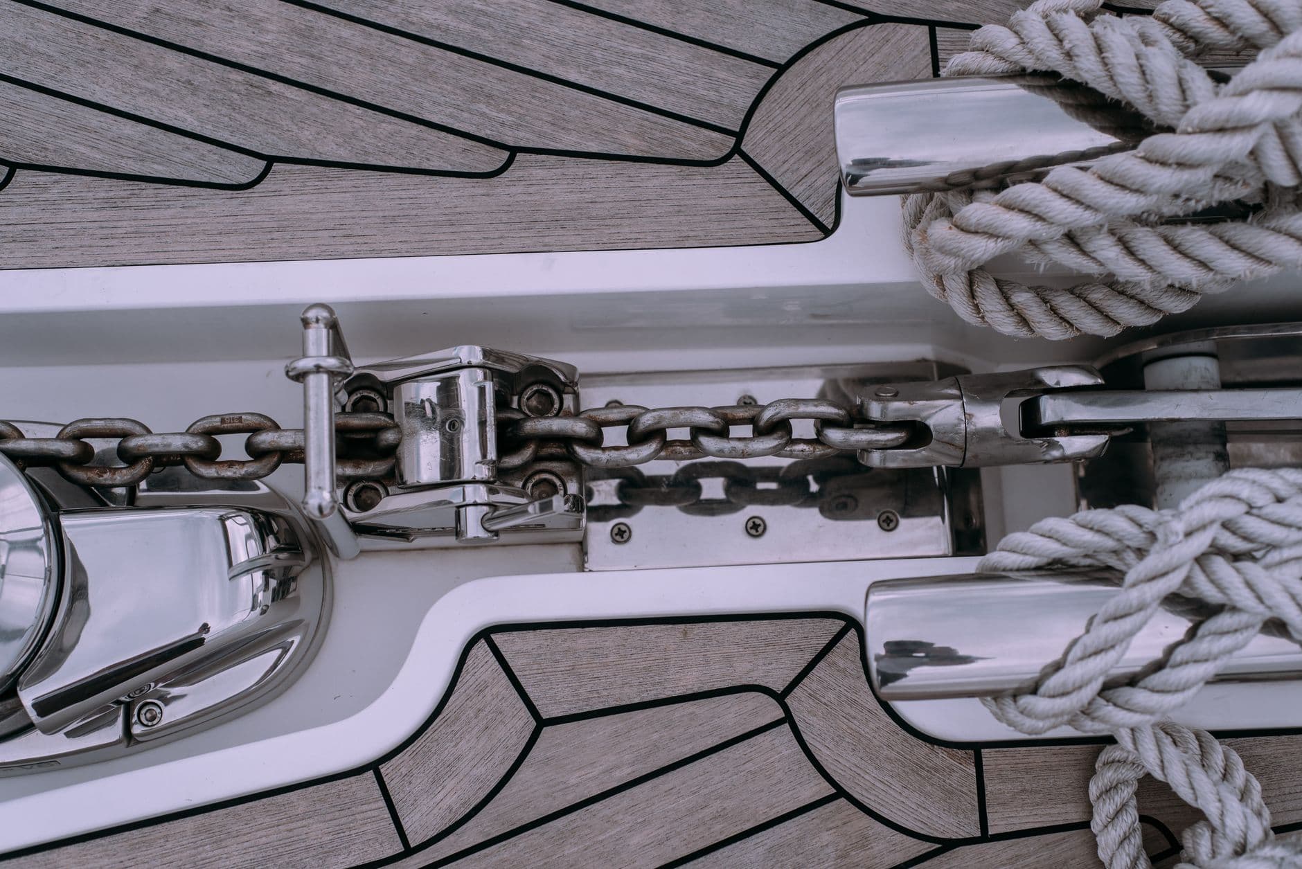 Anchoring Etiquette Every Charter Guest Should Know