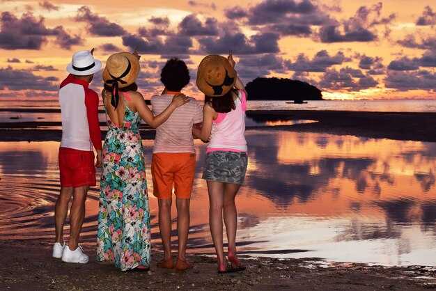 Waterway Exploration: 3 Essential Cape Coral Experiences