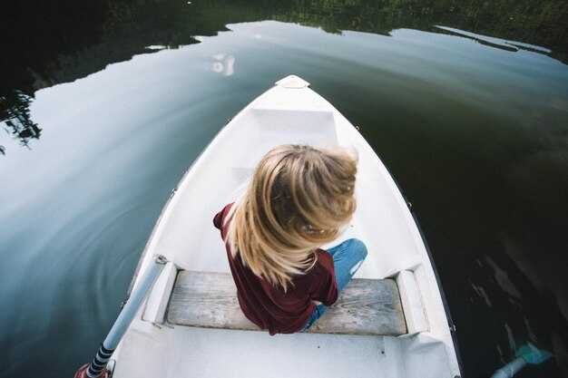 Docking and securing your boat in calm water