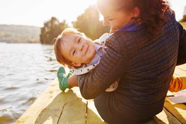 Hands-On Boat Skills: Steering, tacking and line handling projects