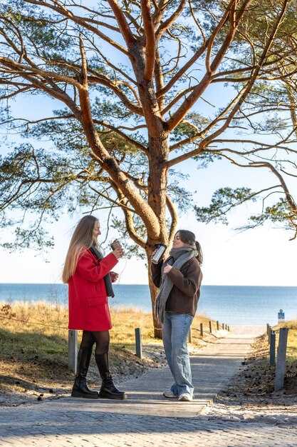 Shopping for local crafts: souvenirs, markets, and bargaining tips