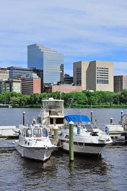 Sample day: morning kayak or promenade, afternoon brewery crawl, evening skyline cruise