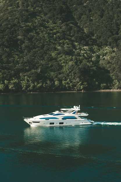 Akhir 108 Yacht Charter: Luxury Private Yacht Experience