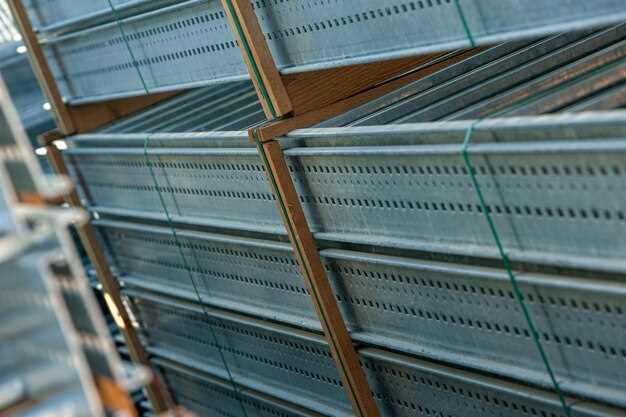 Aluminum vs Fiberglass Hulls: Durability and Longevity