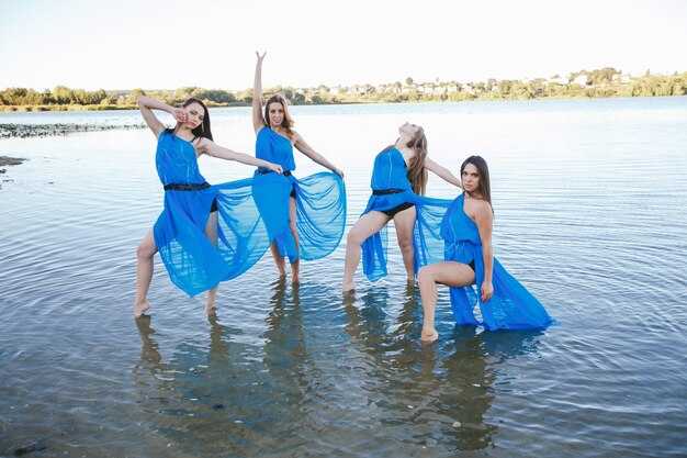 Bachelorette Party Boat Ideas – Plan an On-Water Celebration