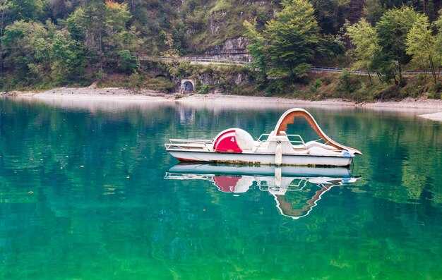 Laughlin Pontoon Boat for Charter: Practical Guide to Choosing and Using