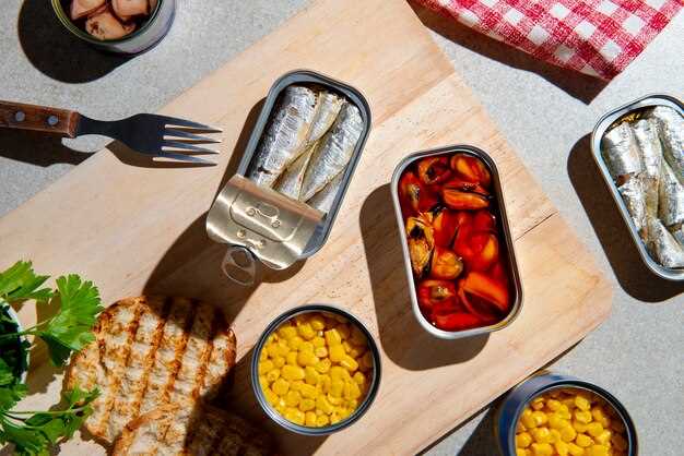 9 Nibbles That Travel Light and Stay Fresh on Deck