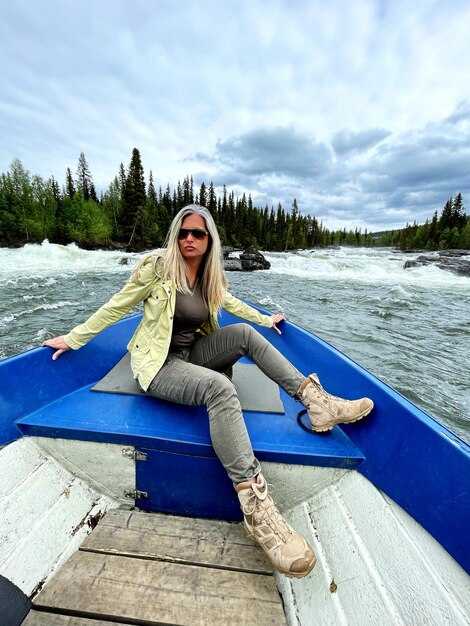 Deals and Discounts: Seasonal Offers, Bundles, and Loyalty Perks