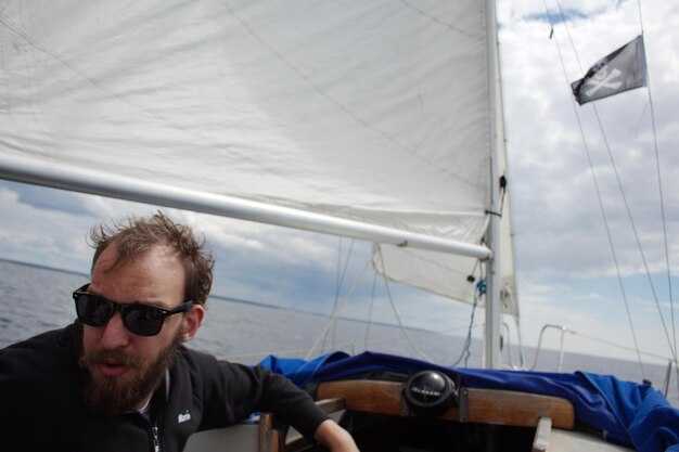 Deep Water in focus: its role, themes, and viewing approach