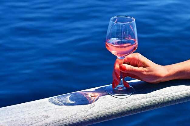 Cabernet Sauvignon Yacht – The Ultimate Guide to Luxury Wine Afloat