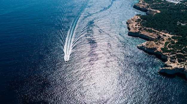 Cantieri di Pisa 80 Fast New: The New High-Performance 80-Foot Motorboat