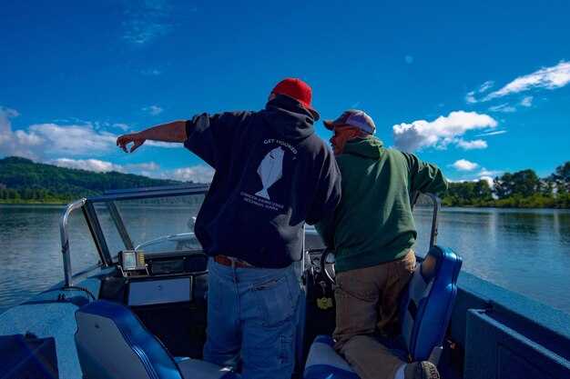 Booking tips, pricing, and availability during peak season