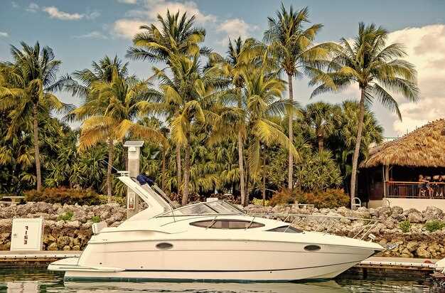 Essential Boating Regulations in Florida