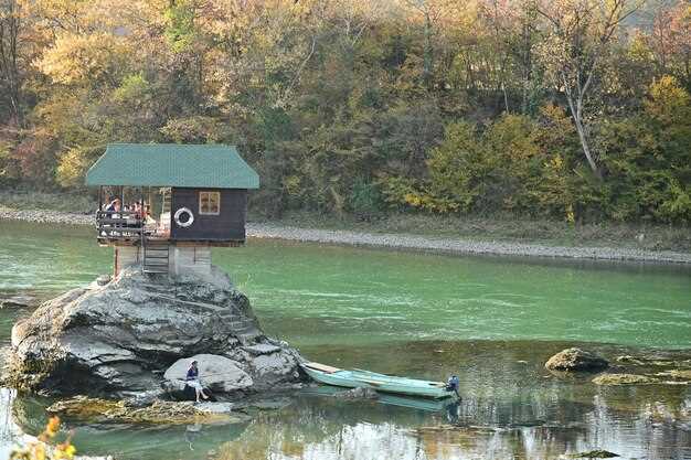 Luxury Resorts for a Pampered Stay