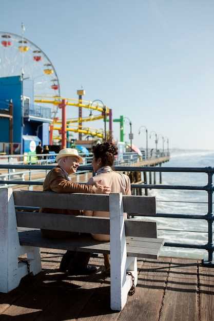 Best Waterfront Seafood at Bohicket Marina: Practical Guide for Dine by the Water