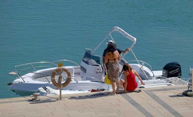 Explore Fort Worth Texas Boat Rentals - Your Ultimate Guide to Water Adventures