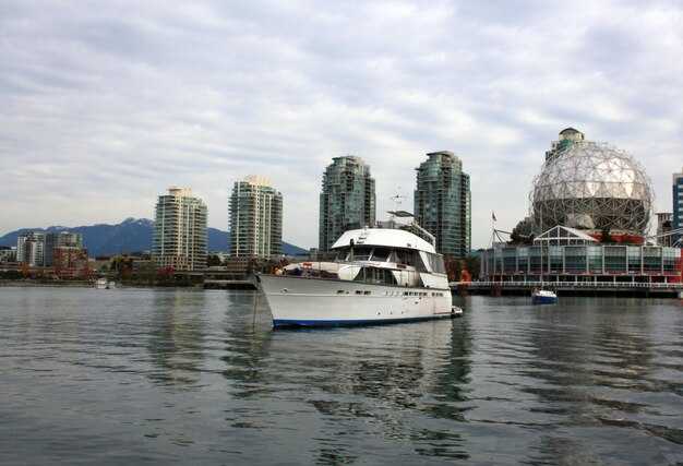 La Paz Luxury Yacht Charter | Yacht Charters, Boat Rentals, Deep Sea Fishing & Yachts