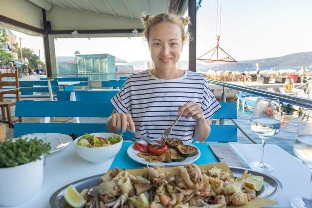 Regional Seafood Highlights: Crete, Cyclades, and Ionian Dishes