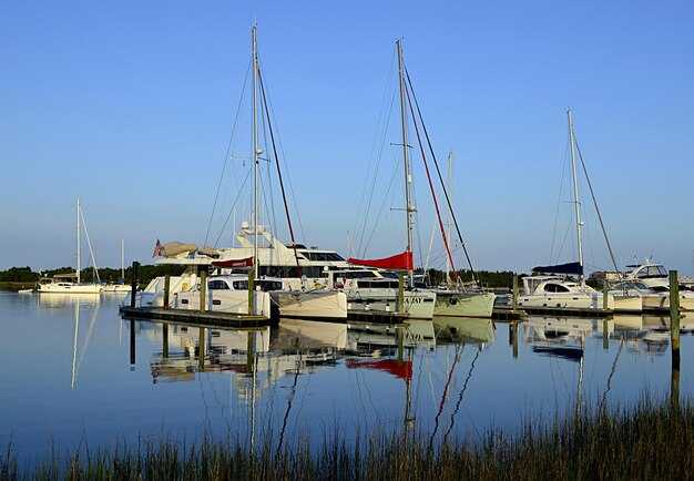 Narragansett Bay Sailing Yacht Charter Sailboat Charters & Explore Rhode Island’s Premier Destinations by Water