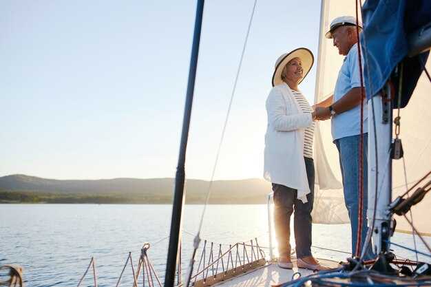 What to bring, dress code, safety checks, and on-board amenities